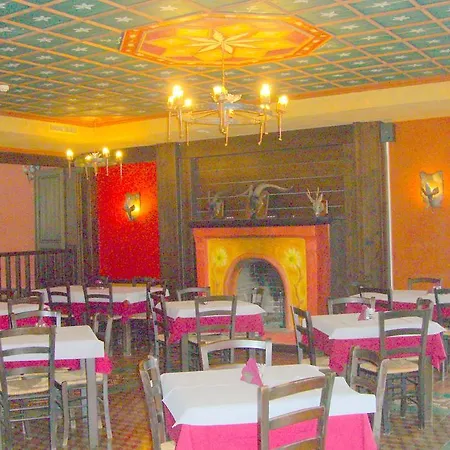 Astrovolia فندق كالامباكا