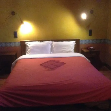 فندق Astrovolia كالامباكا