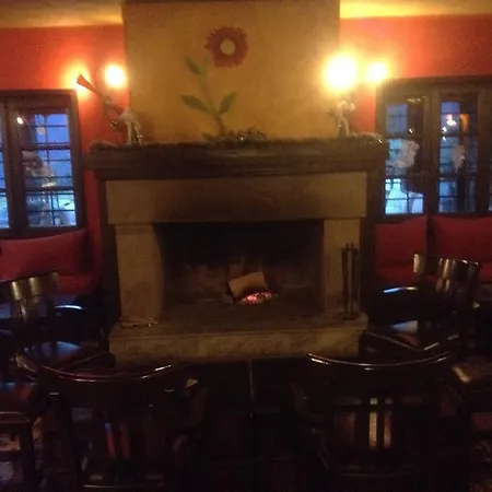 فندق Astrovolia 3*