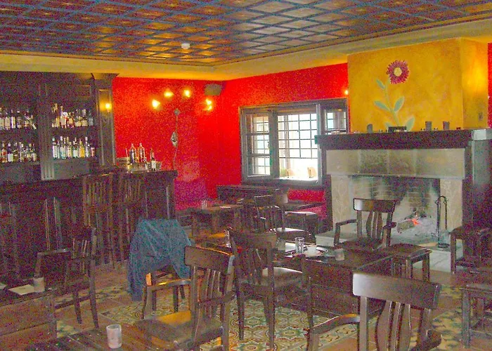 ホテル Astrovolia カランバカ